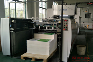 �Ͼ����Զ���